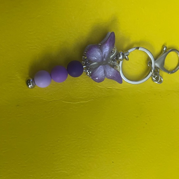 Purple Butterfly Keychain - Picture 2 of 8